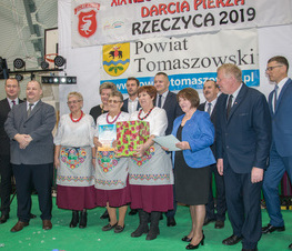 Zdjęcie z galerii: Darły pierze w Rzeczycy