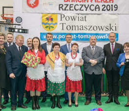 Zdjęcie z galerii: Darły pierze w Rzeczycy