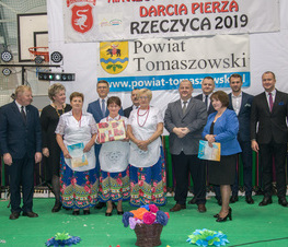 Zdjęcie z galerii: Darły pierze w Rzeczycy