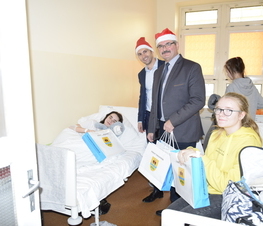 Zdjęcie z galerii: Mikołajkowe paczki dla dzieci
