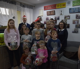 Zdjęcie z galerii: Mikołajkowe paczki dla dzieci
