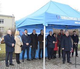 Zdjęcie z galerii: Nowe ambulanse dla Tomaszowskiego Centrum Zdrowia