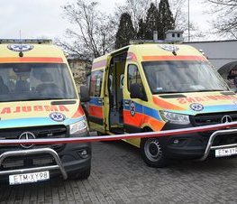 Zdjęcie z galerii: Nowe ambulanse dla Tomaszowskiego Centrum Zdrowia