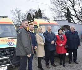 Zdjęcie z galerii: Nowe ambulanse dla Tomaszowskiego Centrum Zdrowia