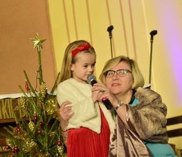 Zdjęcie z galerii: Koncert finałowy 9. Tomaszowskiego Festiwalu Kolęd i Pastorałek