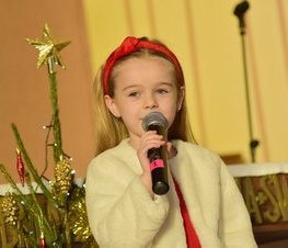 Zdjęcie z galerii: Koncert finałowy 9. Tomaszowskiego Festiwalu Kolęd i Pastorałek