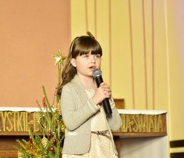 Zdjęcie z galerii: Koncert finałowy 9. Tomaszowskiego Festiwalu Kolęd i Pastorałek