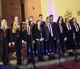 Zdjęcie z galerii: Koncert finałowy 9. Tomaszowskiego Festiwalu Kolęd i Pastorałek