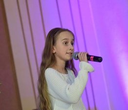 Zdjęcie z galerii: Koncert finałowy 9. Tomaszowskiego Festiwalu Kolęd i Pastorałek