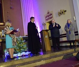 Zdjęcie z galerii: Koncert finałowy 9. Tomaszowskiego Festiwalu Kolęd i Pastorałek