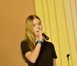 Zdjęcie z galerii: Koncert finałowy 9. Tomaszowskiego Festiwalu Kolęd i Pastorałek