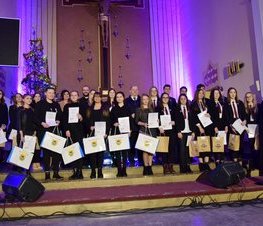 Zdjęcie z galerii: Koncert finałowy 9. Tomaszowskiego Festiwalu Kolęd i Pastorałek