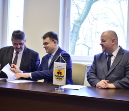 Zdjęcie z galerii: Umowa na lądowisko