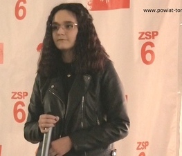 Zdjęcie z galerii: Podsumowanie XVII Powiatowego Konkursu Plastycznego „Zaprojektuj swój świat”