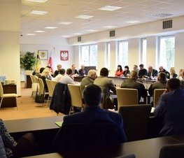 Zdjęcie z galerii: Posiedzenie Powiatowego Zespołu Zarządzania Kryzysowego w sprawie koronawirusa
