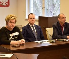 Zdjęcie z galerii: Posiedzenie Powiatowego Zespołu Zarządzania Kryzysowego w sprawie koronawirusa