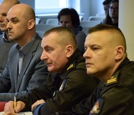 Zdjęcie z galerii: Posiedzenie Powiatowego Zespołu Zarządzania Kryzysowego w sprawie koronawirusa