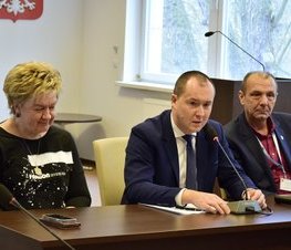 Zdjęcie z galerii: Posiedzenie Powiatowego Zespołu Zarządzania Kryzysowego w sprawie koronawirusa