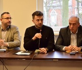 Zdjęcie z galerii: Posiedzenie Powiatowego Zespołu Zarządzania Kryzysowego w sprawie koronawirusa