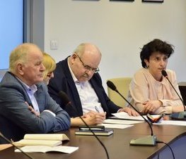 Zdjęcie z galerii: Posiedzenie Powiatowego Zespołu Zarządzania Kryzysowego w sprawie koronawirusa