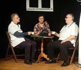 Zdjęcie z galerii: „Ofiara w bóstwo przemieniona” w wykonaniu grupy teatralnej Zapominajki