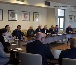 Zdjęcie z galerii: Kolejne posiedzenie Zespołu Zarządzania Kryzysowego