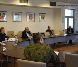 Zdjęcie z galerii: Posiedzenie Powiatowego Zespołu Zarządzania Kryzysowego