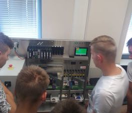 Zdjęcie z galerii: I LO zaprasza absolwentów szkół podstawowych do kontynuowania nauki w roku szkolnym 2020/2021