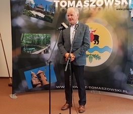 Zdjęcie z galerii: Konferencja prasowa dotycząca pozyskania środków finansowych na przebudowę drogi powiatowej na odcinku Chorzęcin – Łazisko