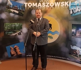 Zdjęcie z galerii: Zmiany w obsłudze interesantów w budynku Starostwa od poniedziałku, 27 kwietnia 2020