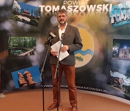 Zdjęcie z galerii: Zmiany w obsłudze interesantów w budynku Starostwa od poniedziałku, 27 kwietnia 2020