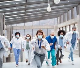 Zdjęcie z galerii: Walczmy z koronawirusem. 10 000 urządzeń wspomagających oddychanie dla polskich szpitali