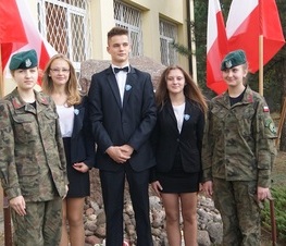 Zdjęcie z galerii: Majowe święta w ZSP nr 8 