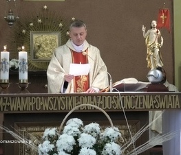 Zdjęcie z galerii: Niedzielne msze święte w kościele pw. Świętej Rodziny w Tomaszowie Mazowieckim