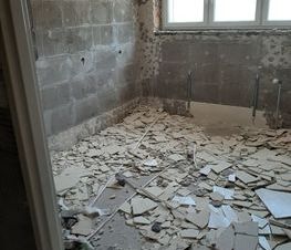 Zdjęcie z galerii: Ruszyły prace przy modernizacji sali gimnastycznej ZSP 8