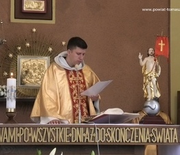 Zdjęcie z galerii: Niedzielne msze święte w kościele pw. Świętej Rodziny w Tomaszowie Mazowieckim