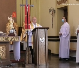 Zdjęcie z galerii: Niedzielne msze święte w kościele pw. Świętej Rodziny w Tomaszowie Mazowieckim