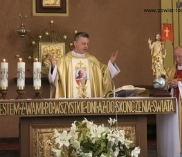 Zdjęcie z galerii: Niedzielne msze święte w kościele pw. Świętej Rodziny