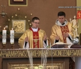 Zdjęcie z galerii: Niedzielne msze święte w kościele pw. Świętej Rodziny