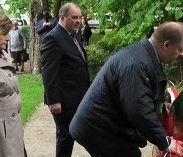 Zdjęcie z galerii: W Będkowie upamiętniono Błażeja Stolarskiego, działacza społecznego i politycznego, jednego z przywódców ruchu ludowego
