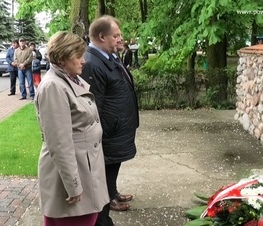 Zdjęcie z galerii: W Będkowie upamiętniono Błażeja Stolarskiego, działacza społecznego i politycznego, jednego z przywódców ruchu ludowego
