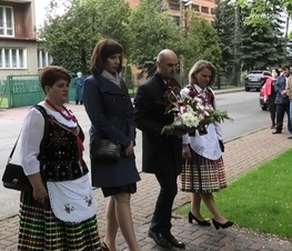 Zdjęcie z galerii: W Będkowie upamiętniono Błażeja Stolarskiego, działacza społecznego i politycznego, jednego z przywódców ruchu ludowego