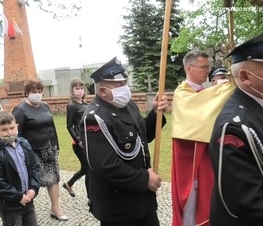 Zdjęcie z galerii: W Będkowie upamiętniono Błażeja Stolarskiego, działacza społecznego i politycznego, jednego z przywódców ruchu ludowego