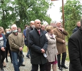 Zdjęcie z galerii: W Będkowie upamiętniono Błażeja Stolarskiego, działacza społecznego i politycznego, jednego z przywódców ruchu ludowego