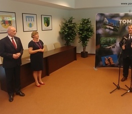 Zdjęcie z galerii: Ponad 26,5 miliona złotych z Funduszu Inwestycji Samorządowych w ramach tarczy dla samorządów dla powiatu tomaszowskiego