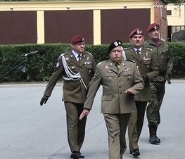 Zdjęcie z galerii: Przekazanie obowiązków dowódcy 25 Brygady Kawalerii Powietrznej