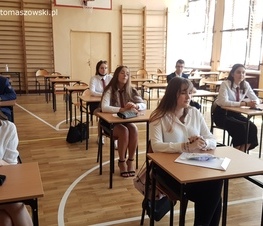 Zdjęcie z galerii: Nagrody dla uczniów z  II LO w konkursach związanych z przedsiębiorczością