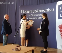 Zdjęcie z galerii: Nagrody dla uczniów z  II LO w konkursach związanych z przedsiębiorczością