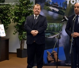 Zdjęcie z galerii: Prawie pół miliona złotych dofinansowania na drogę w gminie Będków