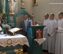 Zdjęcie z galerii: Dotacje na odrestaurowanie trzech zabytkowych  kościołów z powiatu tomaszowskiego